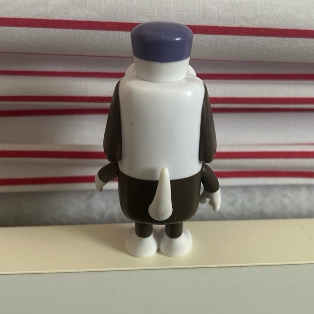 SOLD - Bluey Butler Jerry Lee Figure - Picture 7 of 11